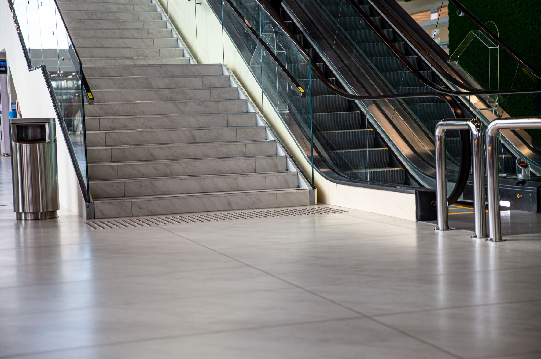 Керамогранит для коммерческих объектов